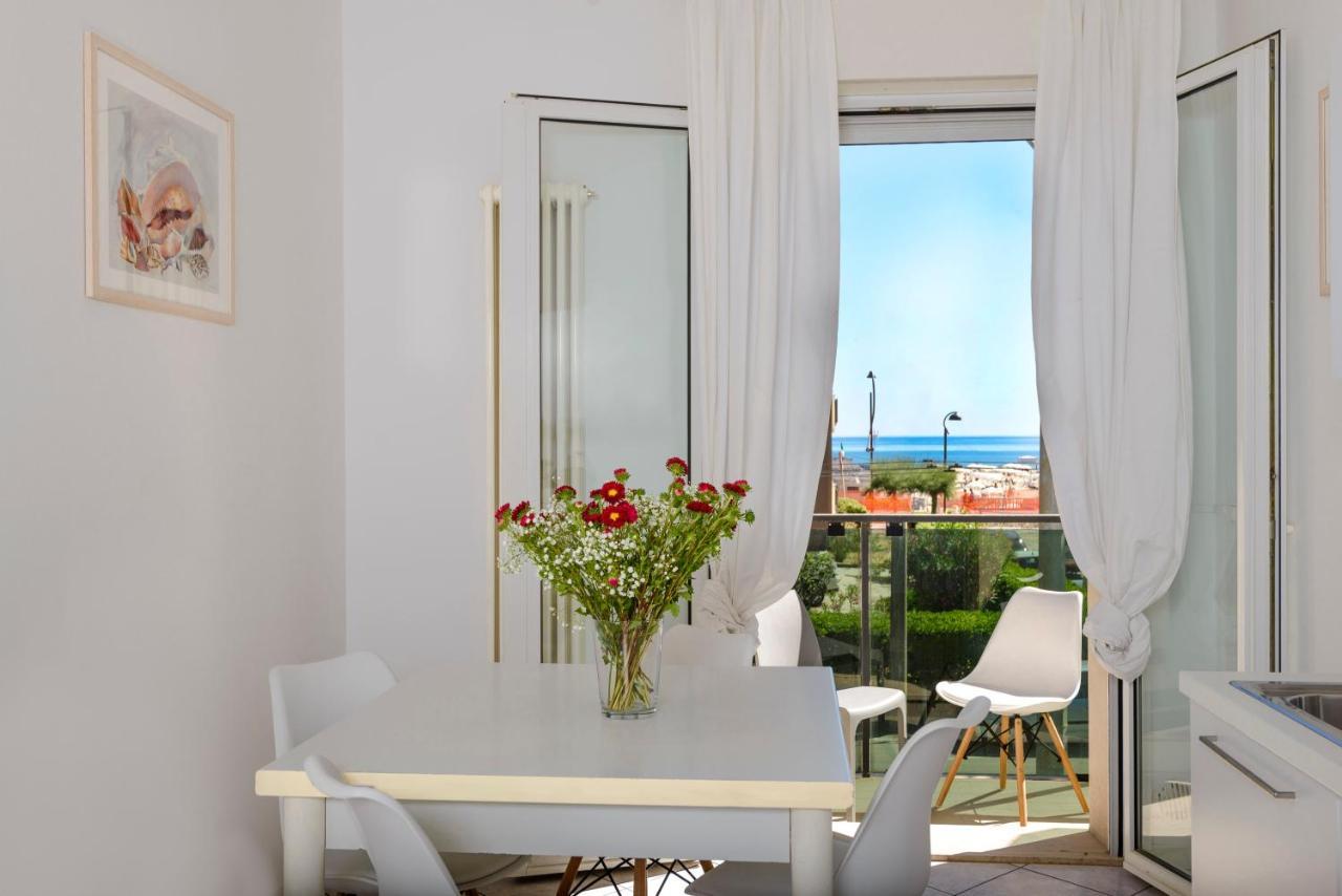Residence Royal Rimini Eksteriør bilde