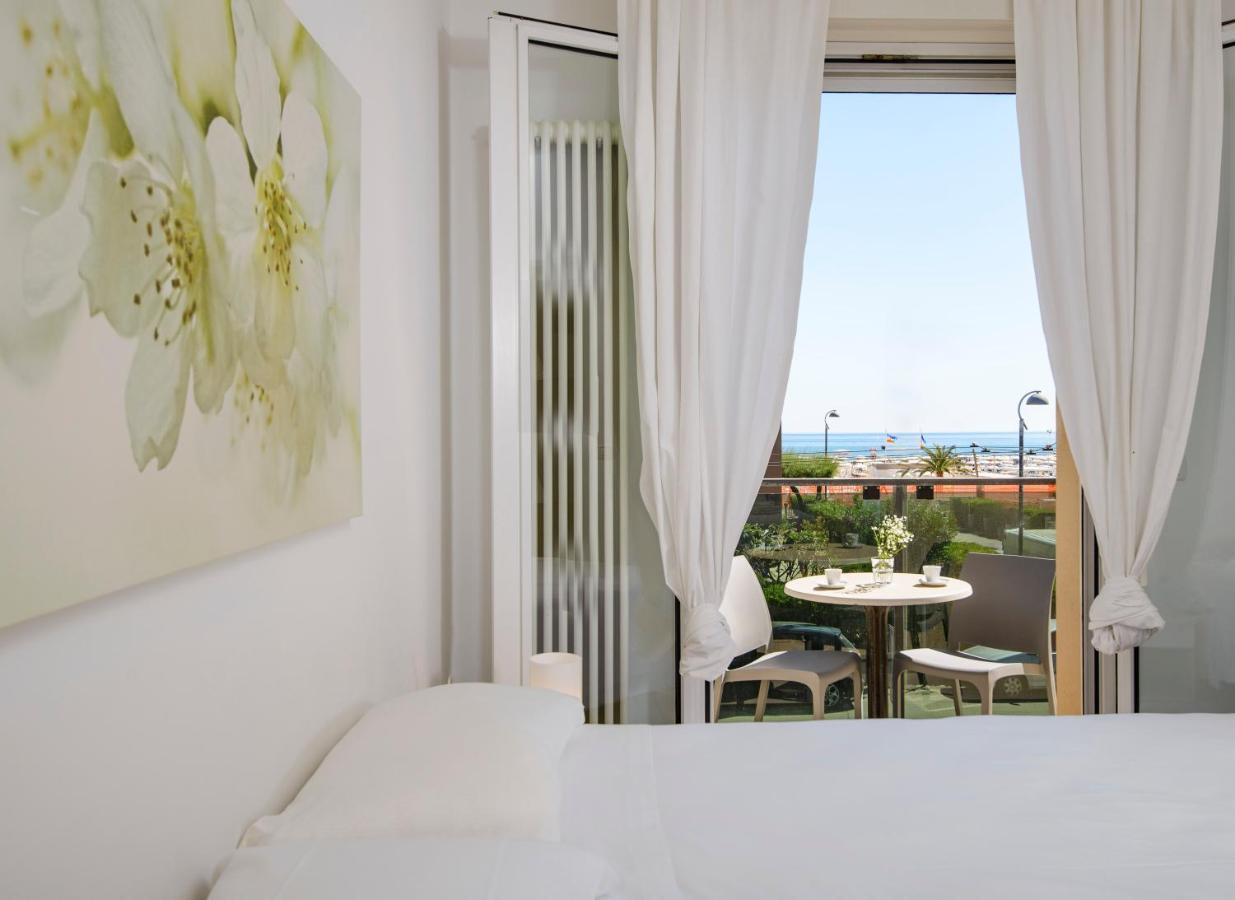 Residence Royal Rimini Eksteriør bilde